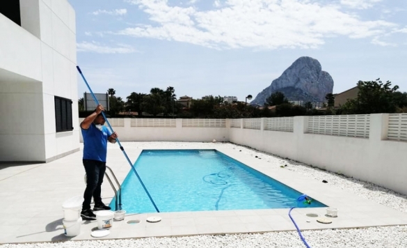 limpieza y mantenimiento piscinas 1