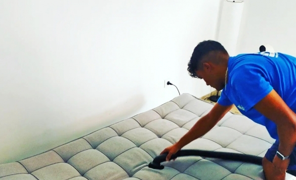 limpieza de sofas para hoteles en calpe